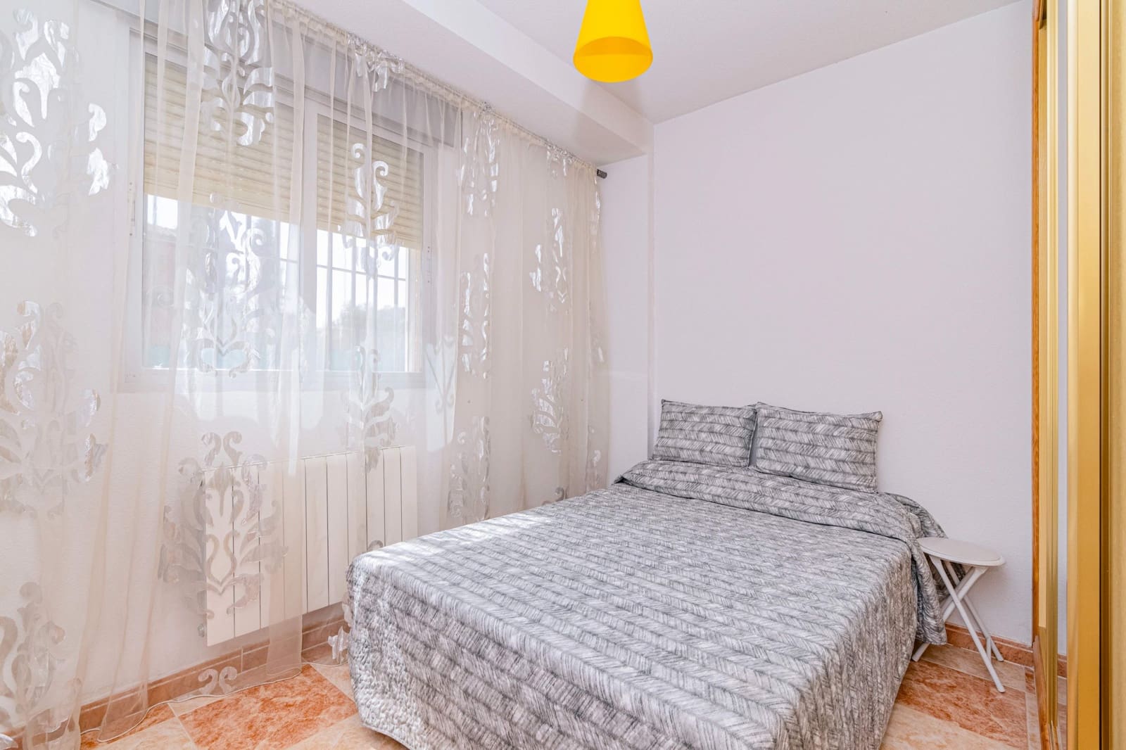 Chalet de 5 habitaciones en Las Gabias en venta con piscina garaje - 290.000 € (Ref: 9399709)