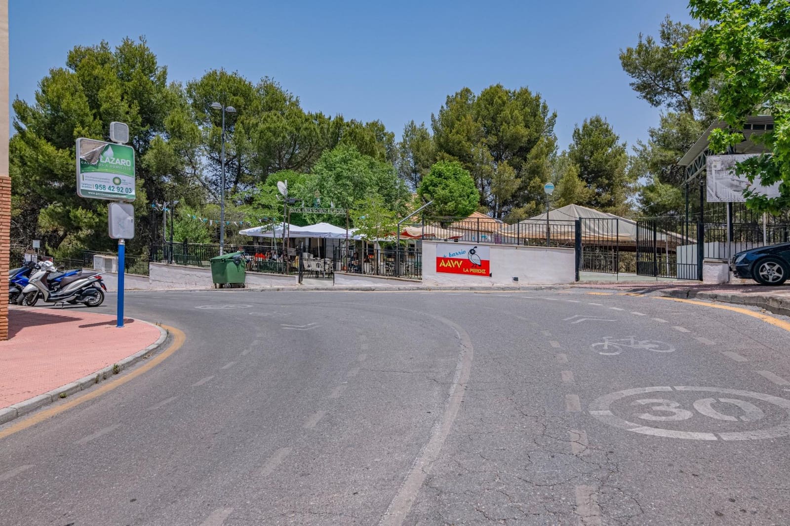 1 Zimmer Apartment zu verkaufen in La Zubia mit Garage - 118.000 € (Ref: 9399710)