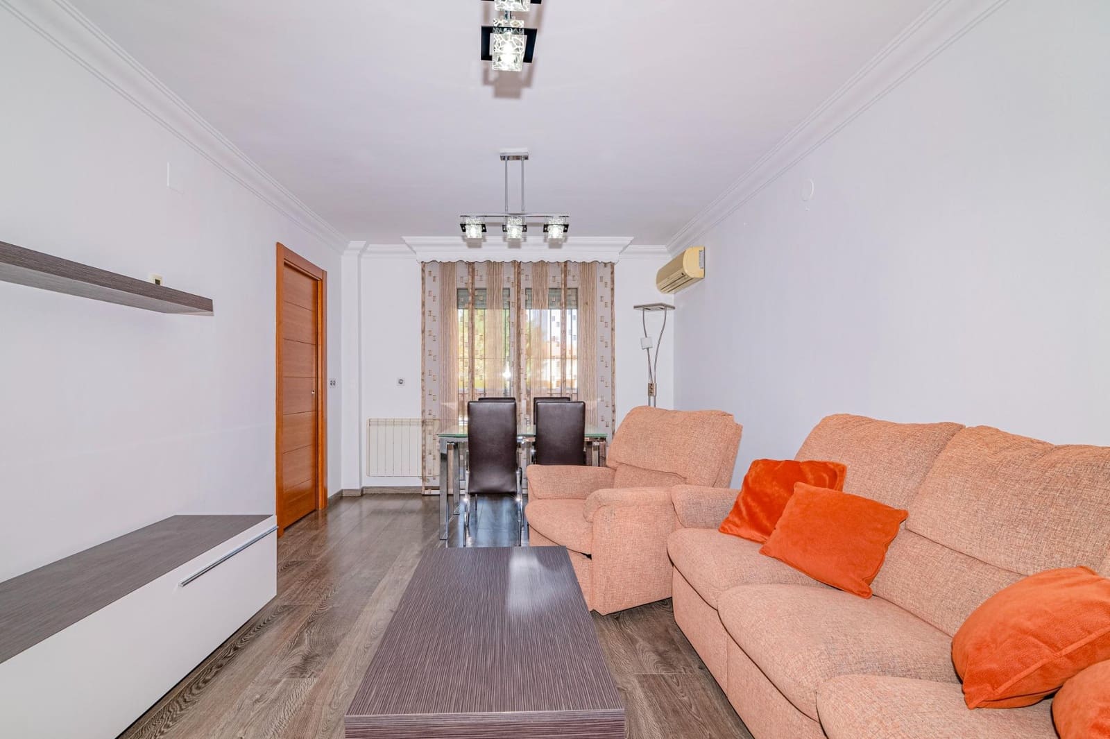 3 makuuhuone Huvila myytävänä paikassa Ogijares mukana 
autotalli - 280 000 € (Ref: 9399714)