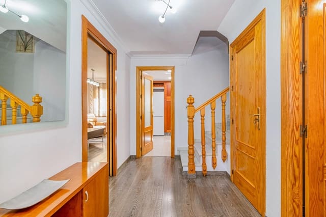 3 makuuhuone Huvila myytävänä paikassa Ogíjares mukana 
autotalli - 280 000 € (Ref: 9399714)