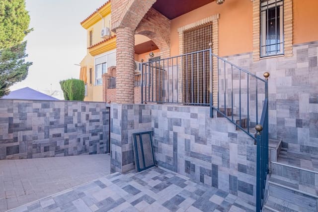 3 makuuhuone Huvila myytävänä paikassa Ogíjares mukana 
autotalli - 280 000 € (Ref: 9399714)