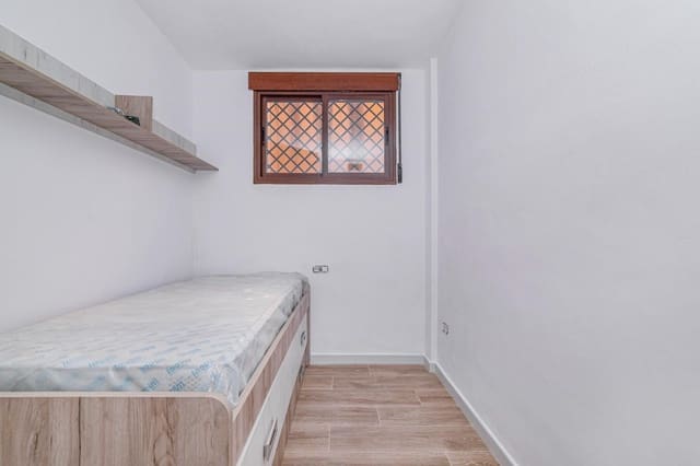 2 Zimmer Wohnung zu verkaufen in La Zubia - 126.000 € (Ref: 9399716)