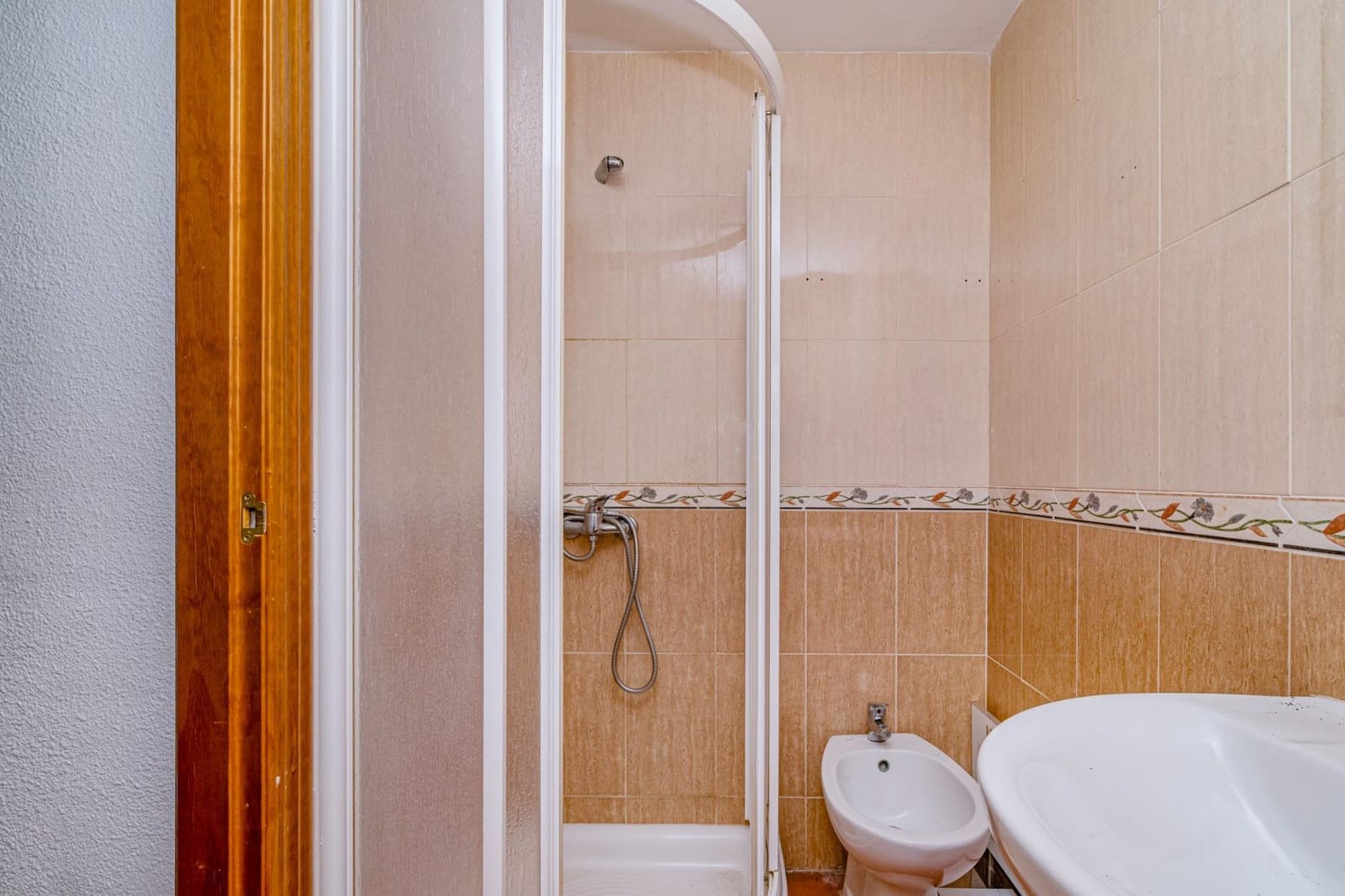 2 Zimmer Apartment zu verkaufen in Atarfe - 99.999 € (Ref: 9399717)