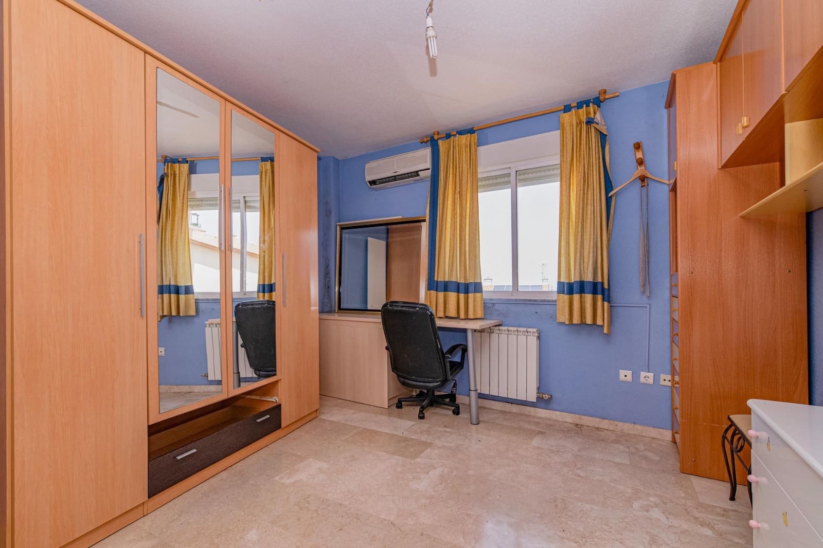 4 sypialnia Dom szeregowy na sprzedaż w Monachil z garażem - 275 000 € (Ref: 9399723)