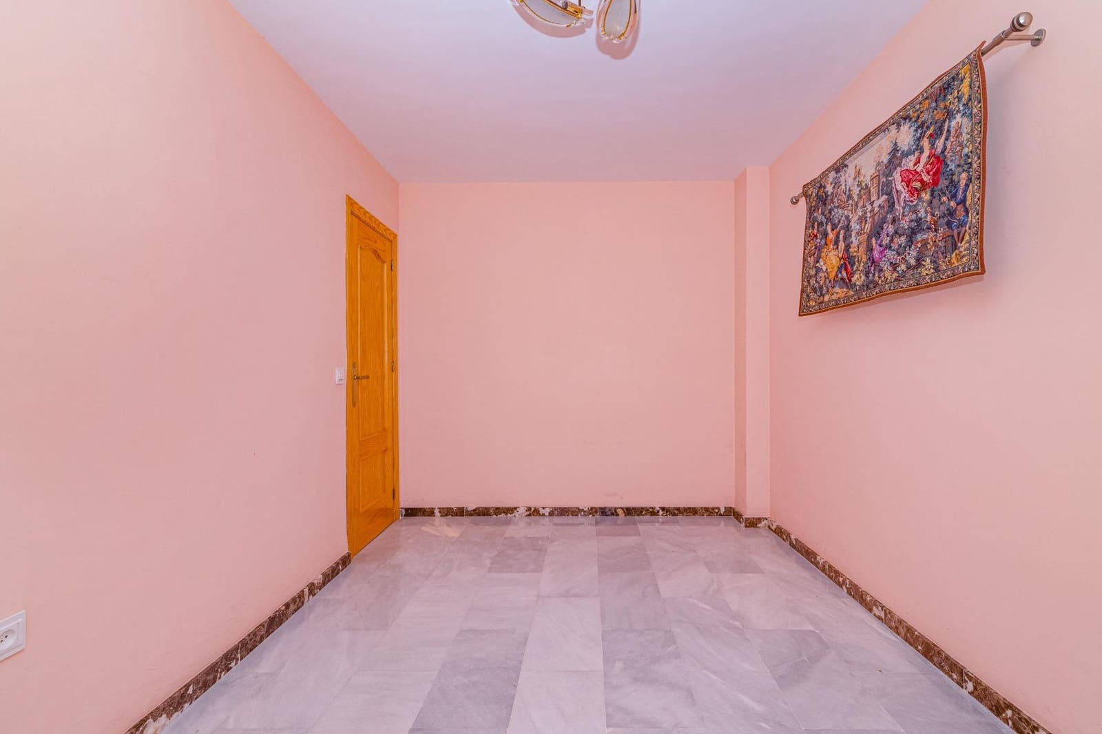 Chalet de 4 habitaciones en Monachil en venta con piscina - 330.000 € (Ref: 9399726)