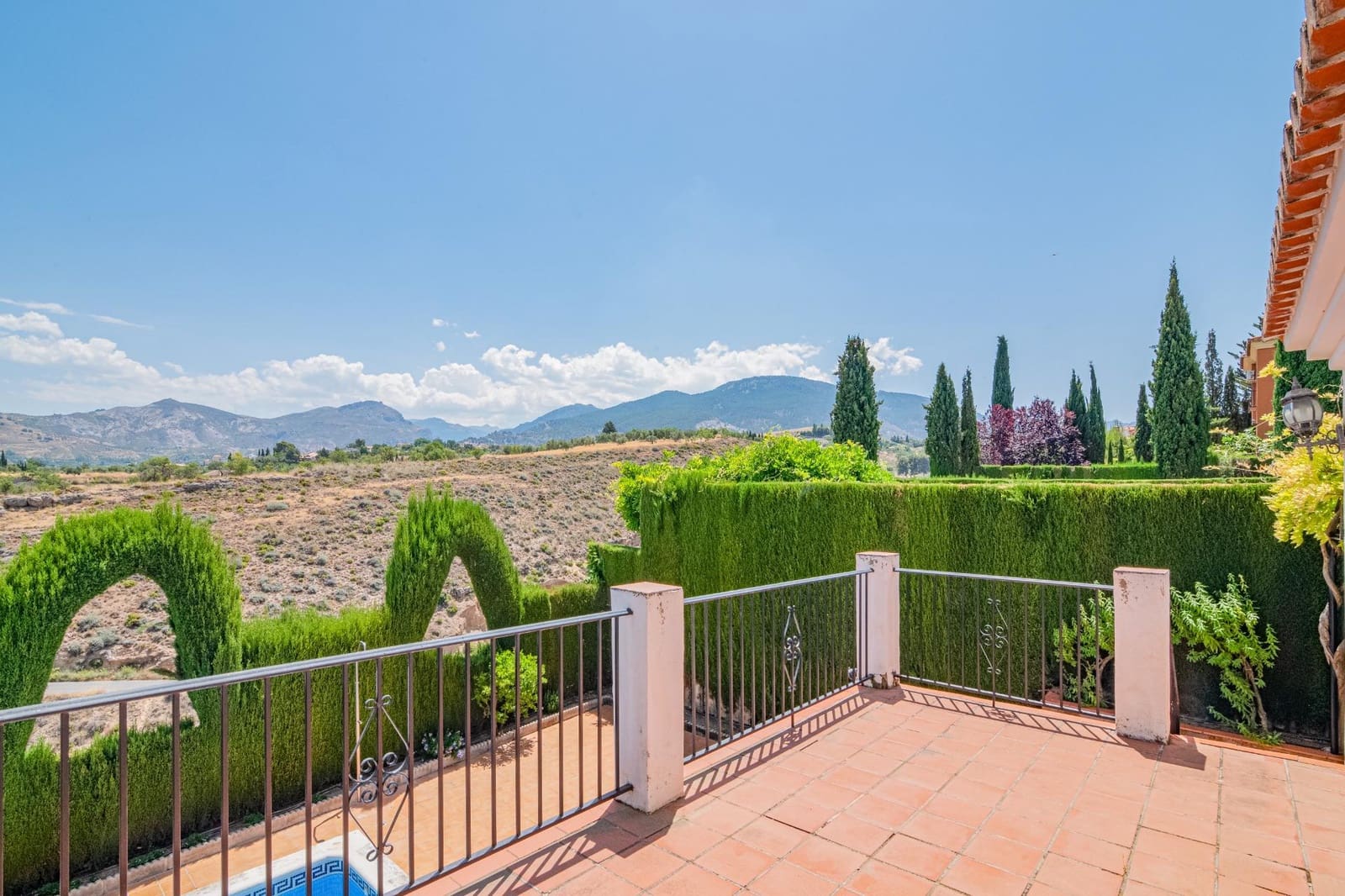 Chalet de 4 habitaciones en Monachil en venta con piscina - 330.000 € (Ref: 9399726)