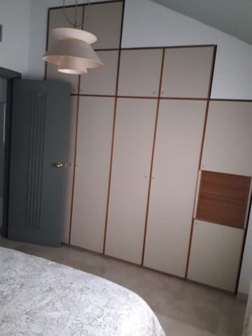 1 slaapkamer Flat te huur in Granada stad met garage - € 900 (Ref: 9399734)