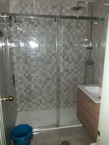 1 slaapkamer Flat te huur in Granada stad met garage - € 900 (Ref: 9399734)