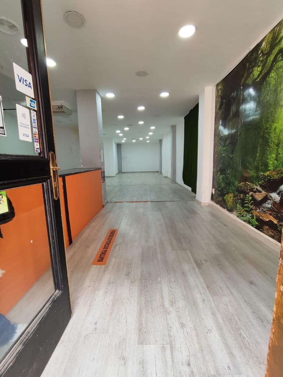 Commercial for rent in Granada city - € 1,500 (Ref: 9399735)