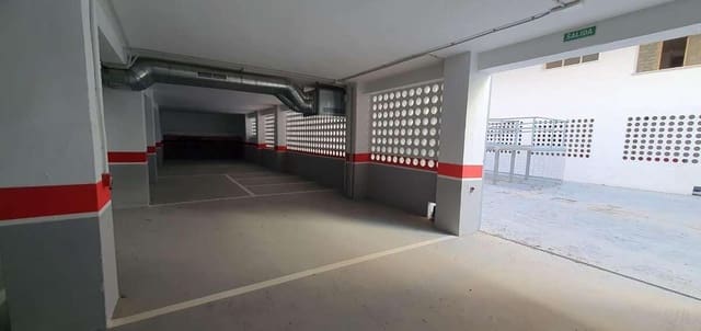 Garaje en Granada ciudad en venta - 41.000 € (Ref: 9399739)