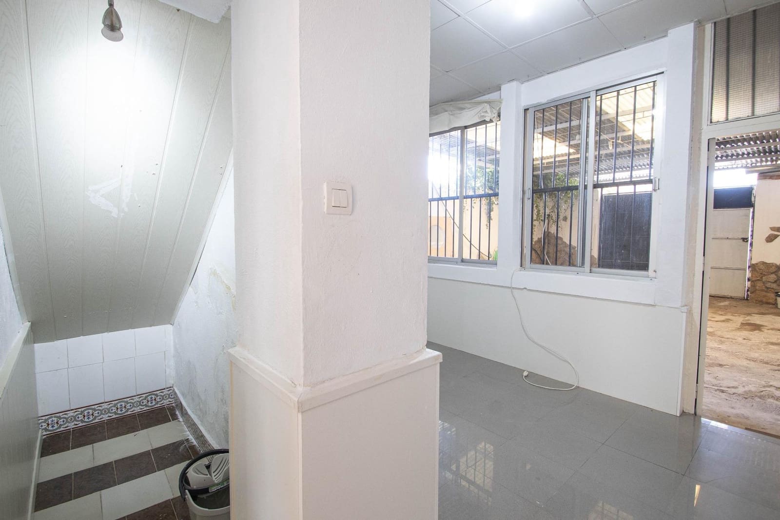 5 makuuhuone Rivitalo myytävänä paikassa Santa Fe mukana 
autotalli - 164 900 € (Ref: 9401095)