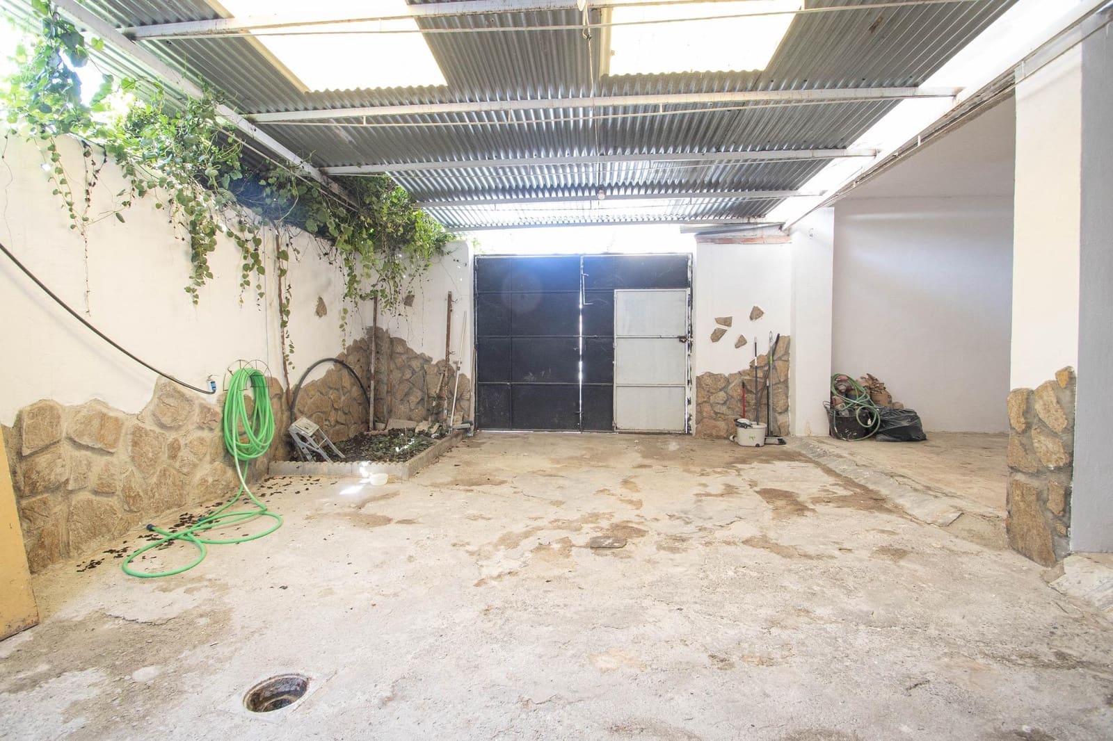 5 makuuhuone Rivitalo myytävänä paikassa Santa Fe mukana 
autotalli - 164 900 € (Ref: 9401095)