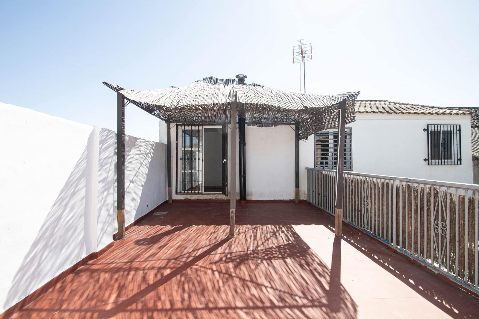 5 makuuhuone Rivitalo myytävänä paikassa Santa Fe mukana 
autotalli - 164 900 € (Ref: 9401095)