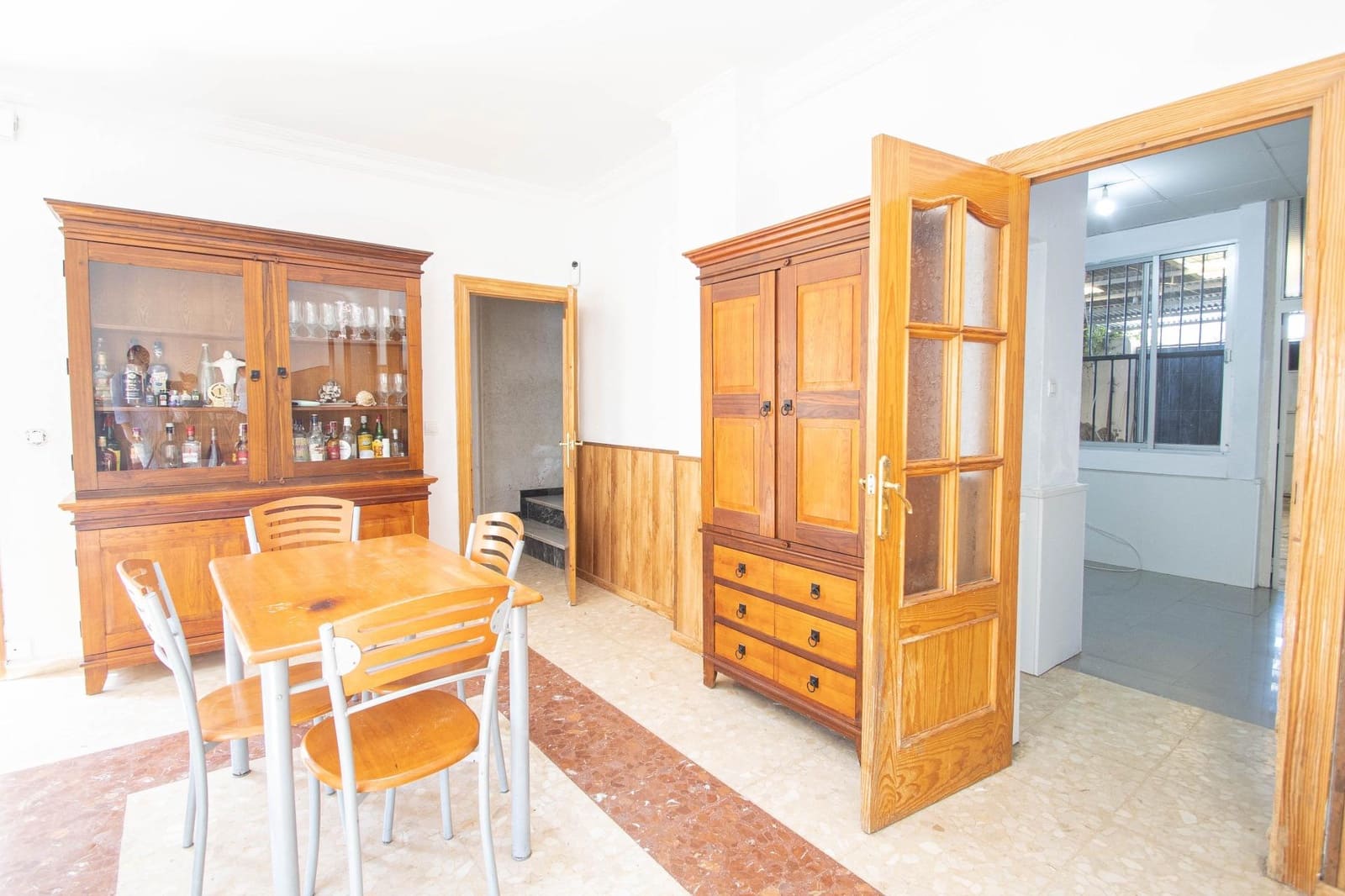 5 makuuhuone Rivitalo myytävänä paikassa Santa Fe mukana 
autotalli - 164 900 € (Ref: 9401095)