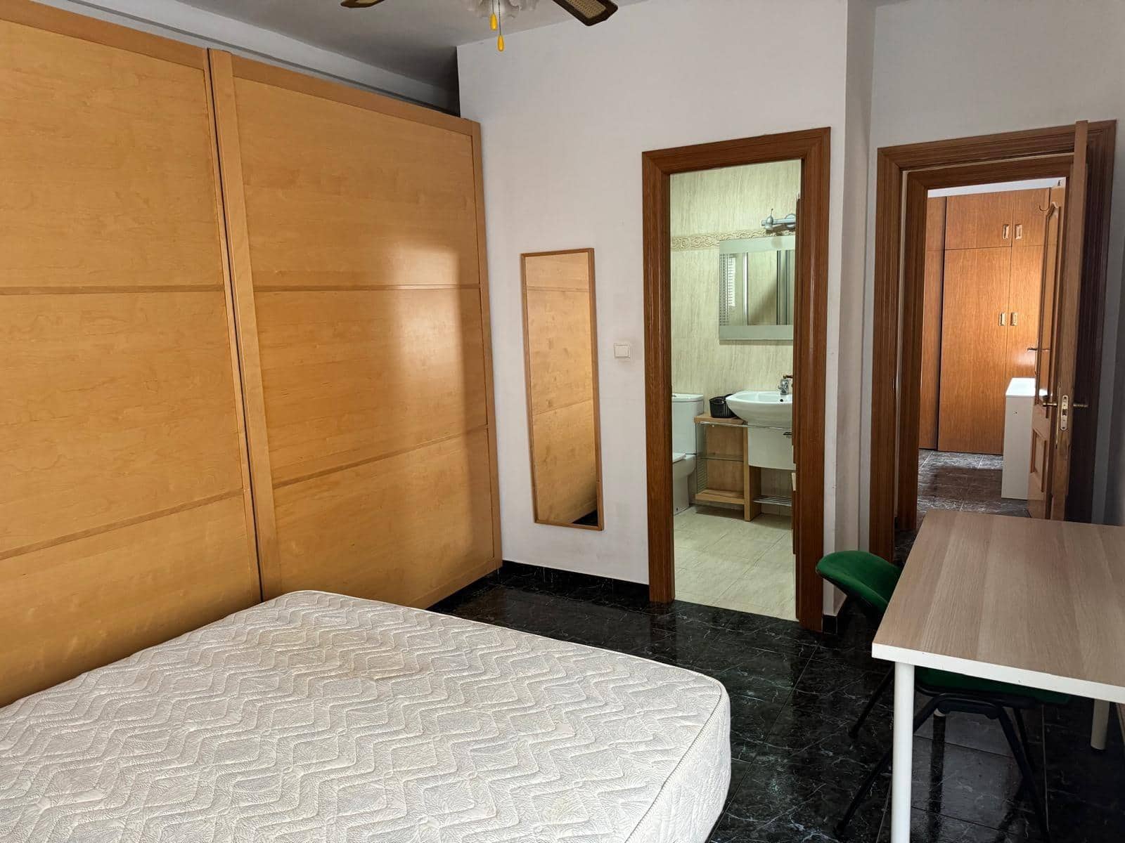 3 bedroom Flat for sale in Granada city - € 299,999 (Ref: 9403444)