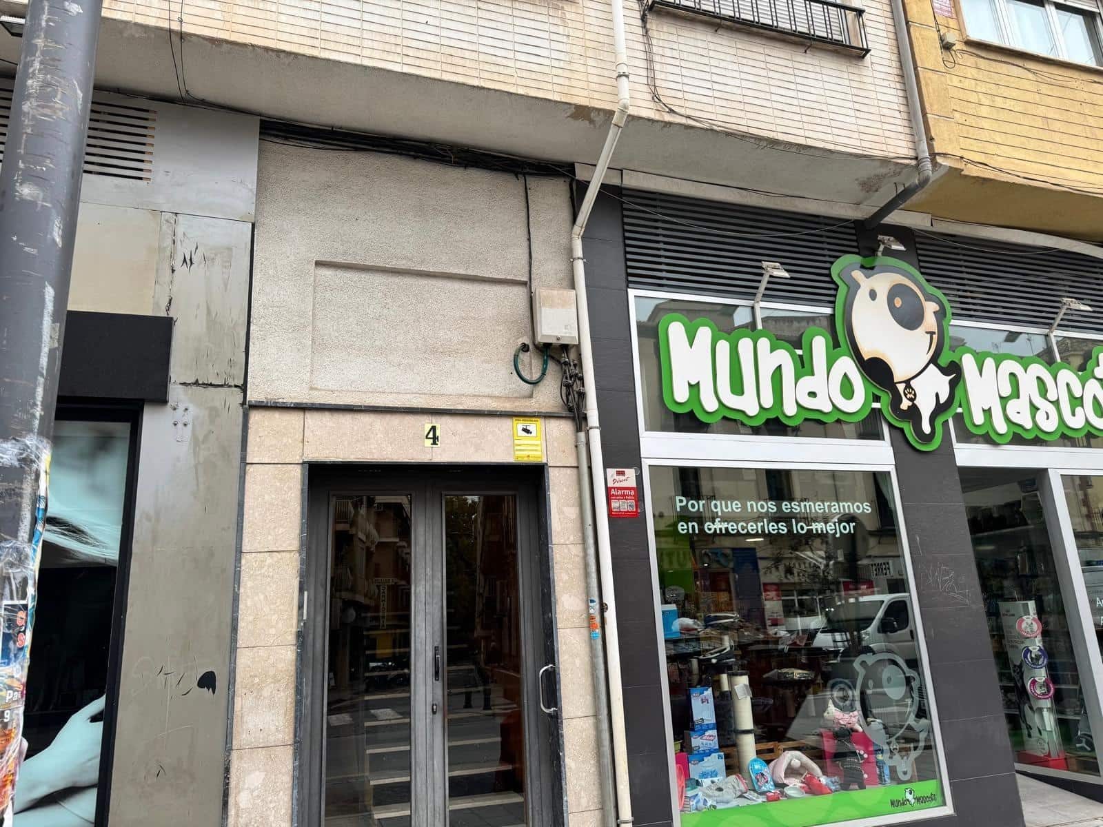 3 bedroom Flat for sale in Granada city - € 299,999 (Ref: 9403444)