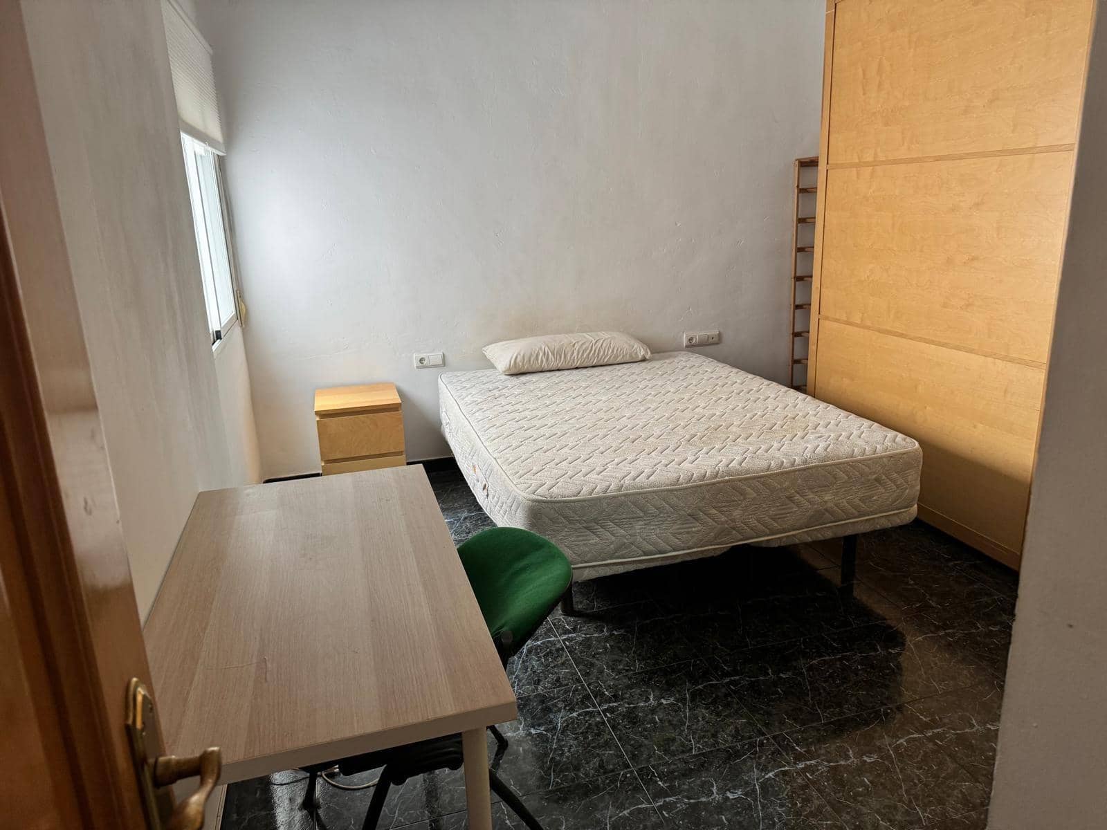 3 bedroom Flat for sale in Granada city - € 299,999 (Ref: 9403444)