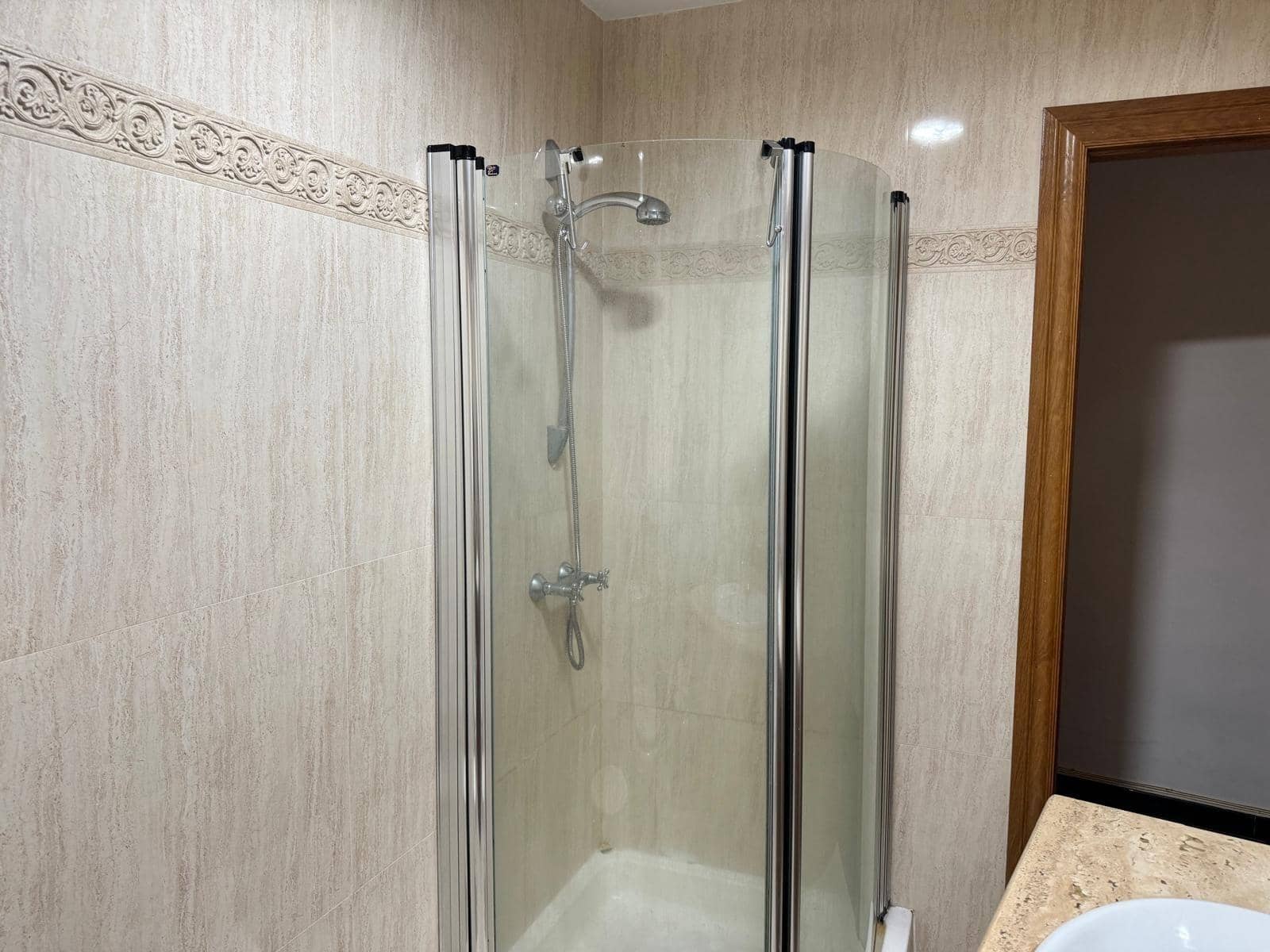 3 bedroom Flat for sale in Granada city - € 299,999 (Ref: 9403444)