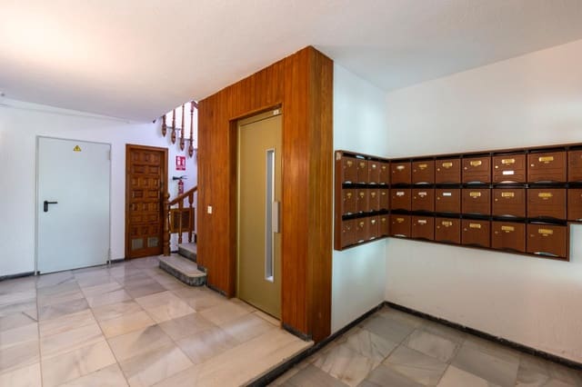 3 sovrum Lägenhet till salu i Almuñécar med garage - 269 000 € (Ref: 9406897)