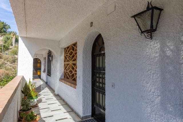 3 sovrum Lägenhet till salu i Almuñécar med garage - 269 000 € (Ref: 9406897)