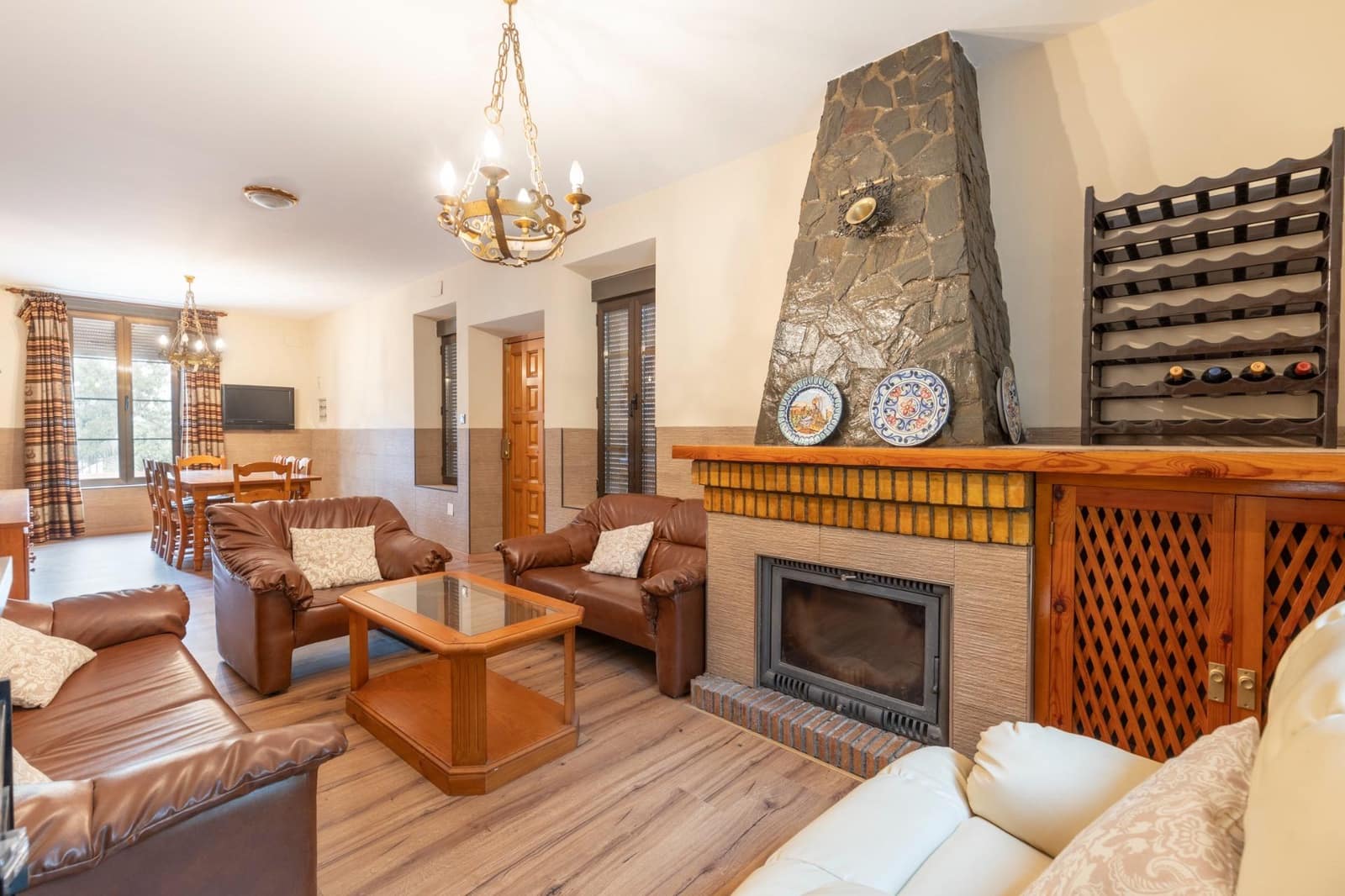 4 bedroom Villa for sale in Alhendin - € 299,900 (Ref: 9414144)