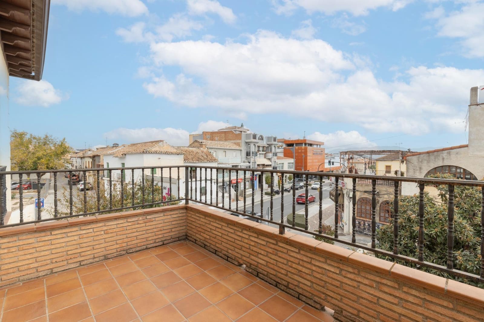 4 bedroom Villa for sale in Alhendin - € 299,900 (Ref: 9414144)