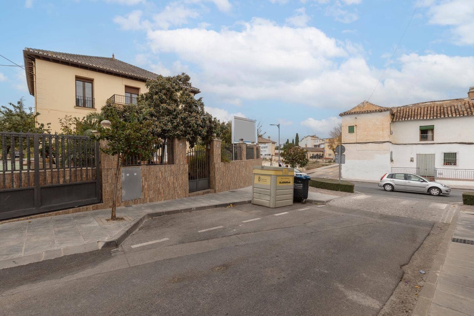 4 bedroom Villa for sale in Alhendin - € 299,900 (Ref: 9414144)