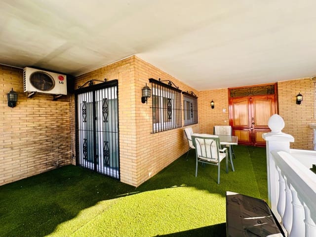 4 soverom Villa til salgs i Santa Fe med svømmebasseng - € 394 900 (Ref: 9415985)