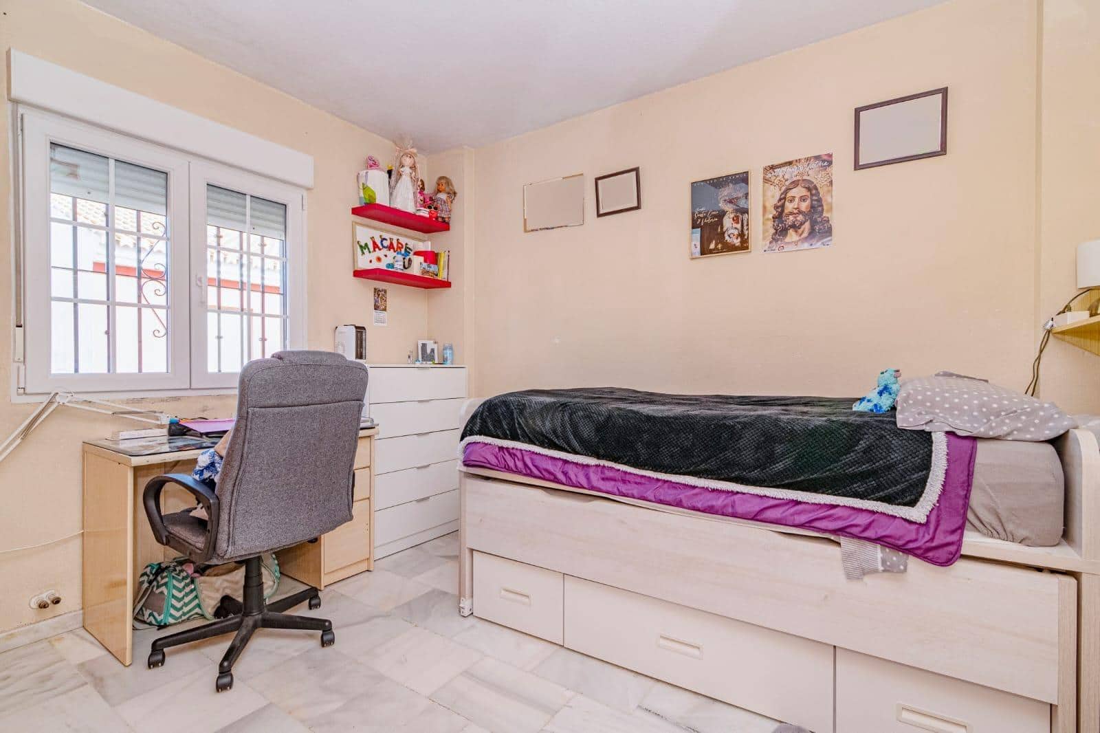 3 makuuhuone Rivitalo myytävänä paikassa Cullar Vega mukana uima-altaan - 299 000 € (Ref: 9427250)