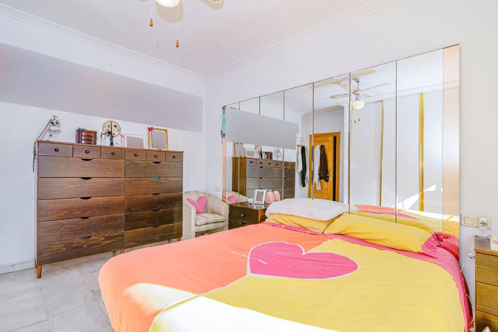 3 makuuhuone Rivitalo myytävänä paikassa Cullar Vega mukana uima-altaan - 299 000 € (Ref: 9427250)