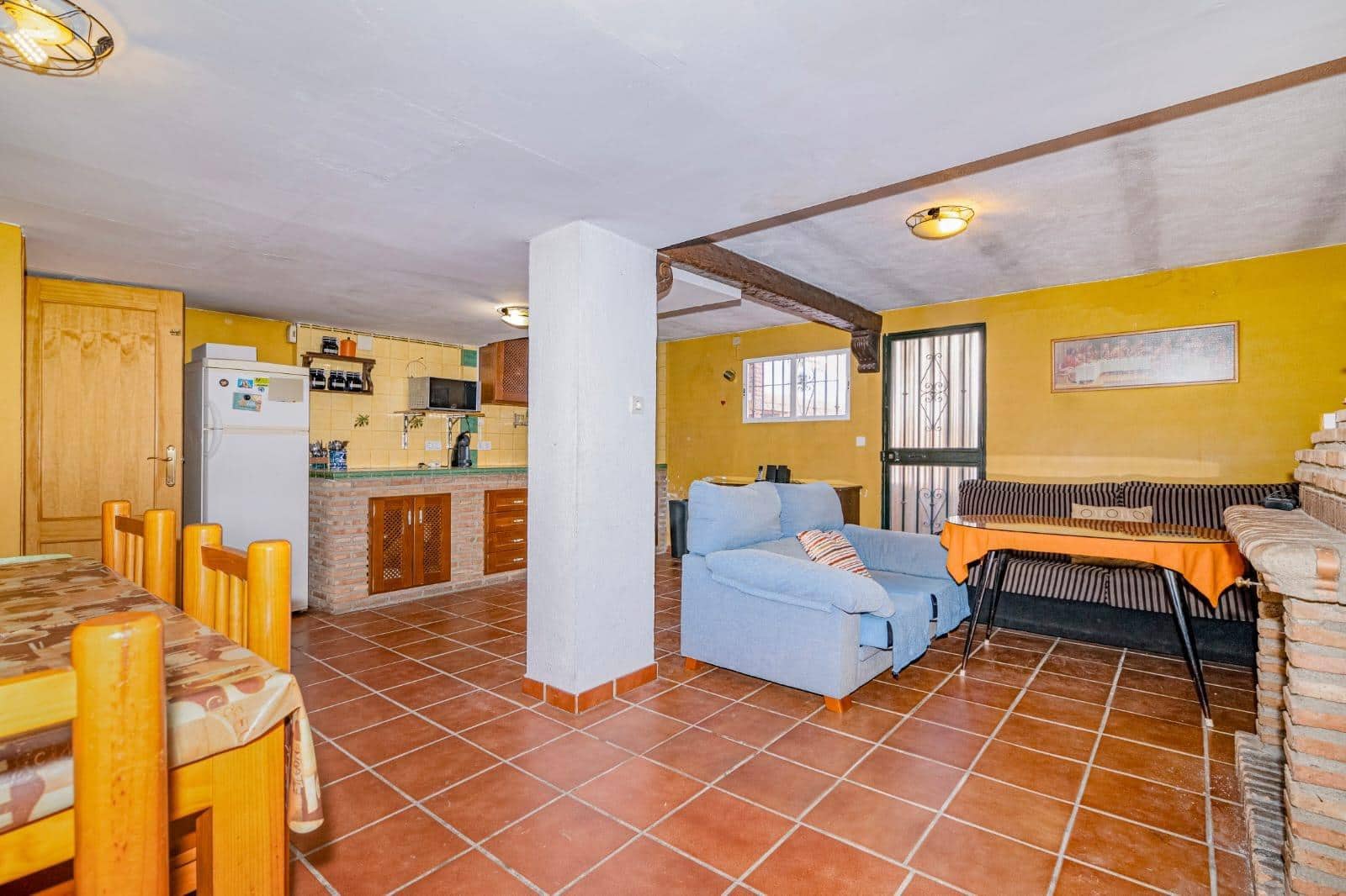 3 makuuhuone Rivitalo myytävänä paikassa Cullar Vega mukana uima-altaan - 299 000 € (Ref: 9427250)