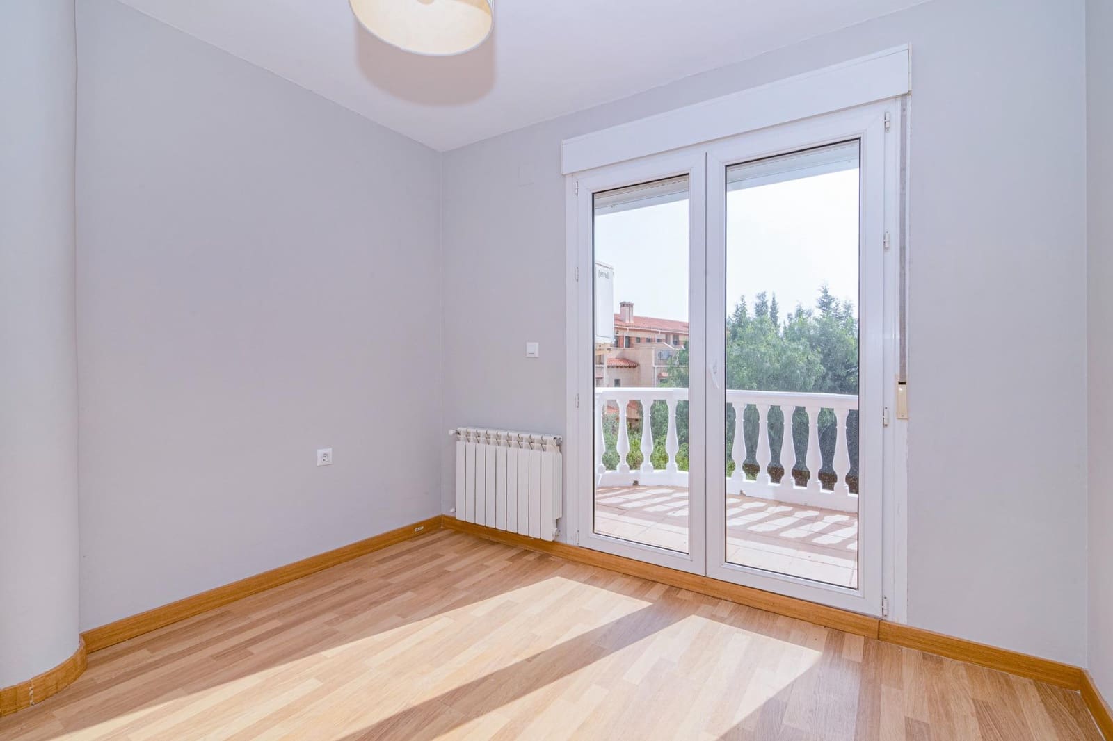 4 chambre Villa/Maison Semi-Mitoyenne à vendre à Ogijares avec piscine garage - 349 000 € (Ref: 9427584)