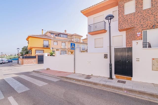 4 chambre Villa/Maison Semi-Mitoyenne à vendre à Ogíjares avec piscine garage - 349 000 € (Ref: 9427584)