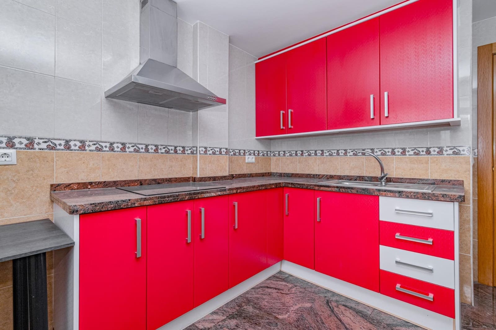 4 chambre Villa/Maison Semi-Mitoyenne à vendre à Ogijares avec piscine garage - 349 000 € (Ref: 9427584)