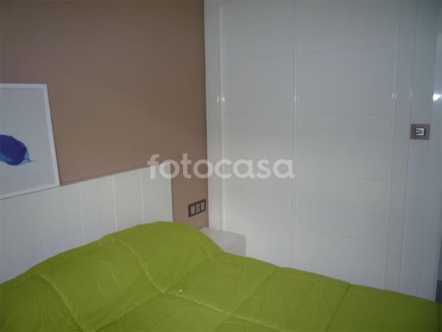 2 makuuhuone Asunto vuokrattavana paikassa Granada kaupunki - 800 € (Ref: 9431090)