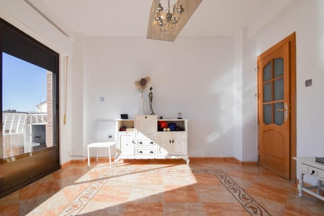 Piso de 3 habitaciones en Valderrubio en venta - 84.990 € (Ref: 9431091)