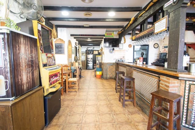 4 Zimmer Gewerbe zu vermieten in Santa Fe - 1.500 € (Ref: 9433469)