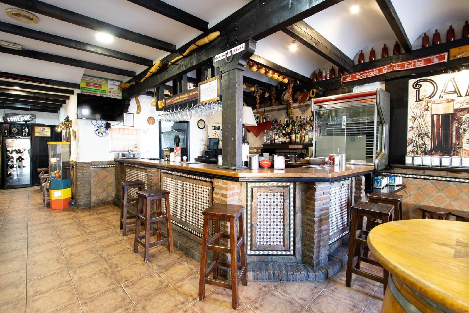 4 bedroom Commercial for rent in Santa Fe - € 1,500 (Ref: 9433469)