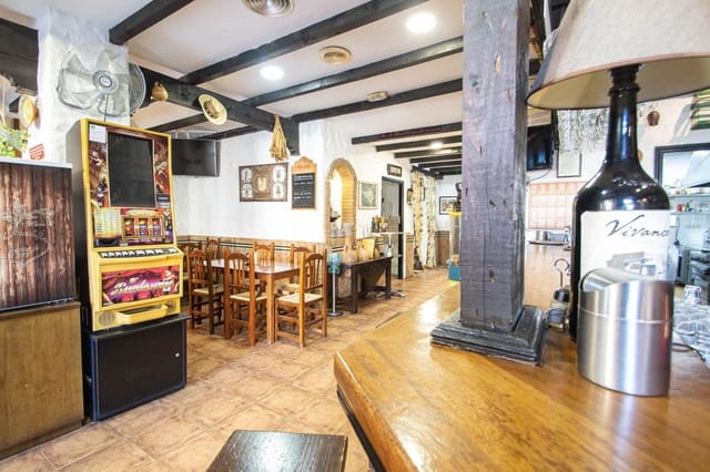 4 Zimmer Gewerbe zu vermieten in Santa Fe - 1.500 € (Ref: 9433469)