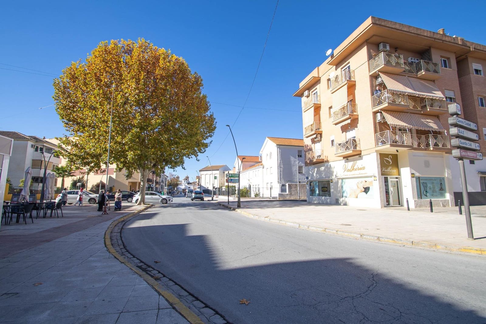 4 bedroom Commercial for rent in Santa Fe - € 1,500 (Ref: 9433469)