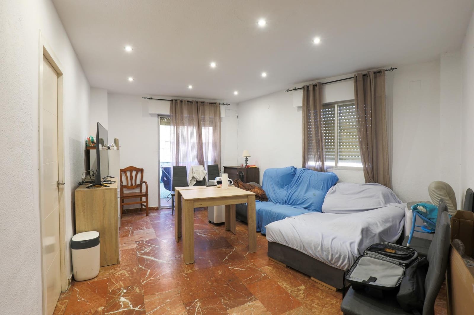 4 slaapkamer Flat te koop in Durcal - € 138.000 (Ref: 9437144)