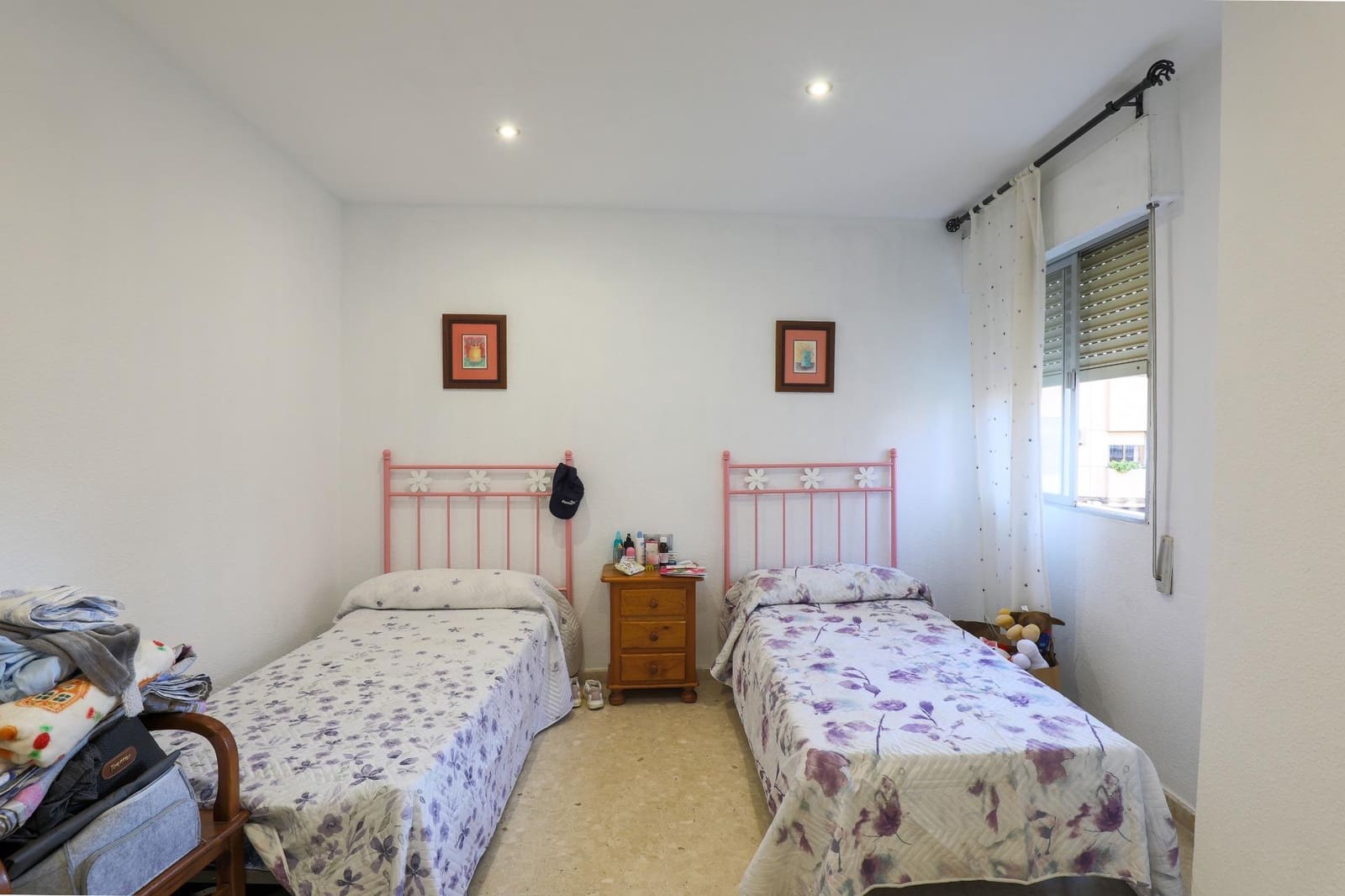 4 slaapkamer Flat te koop in Durcal - € 138.000 (Ref: 9437144)