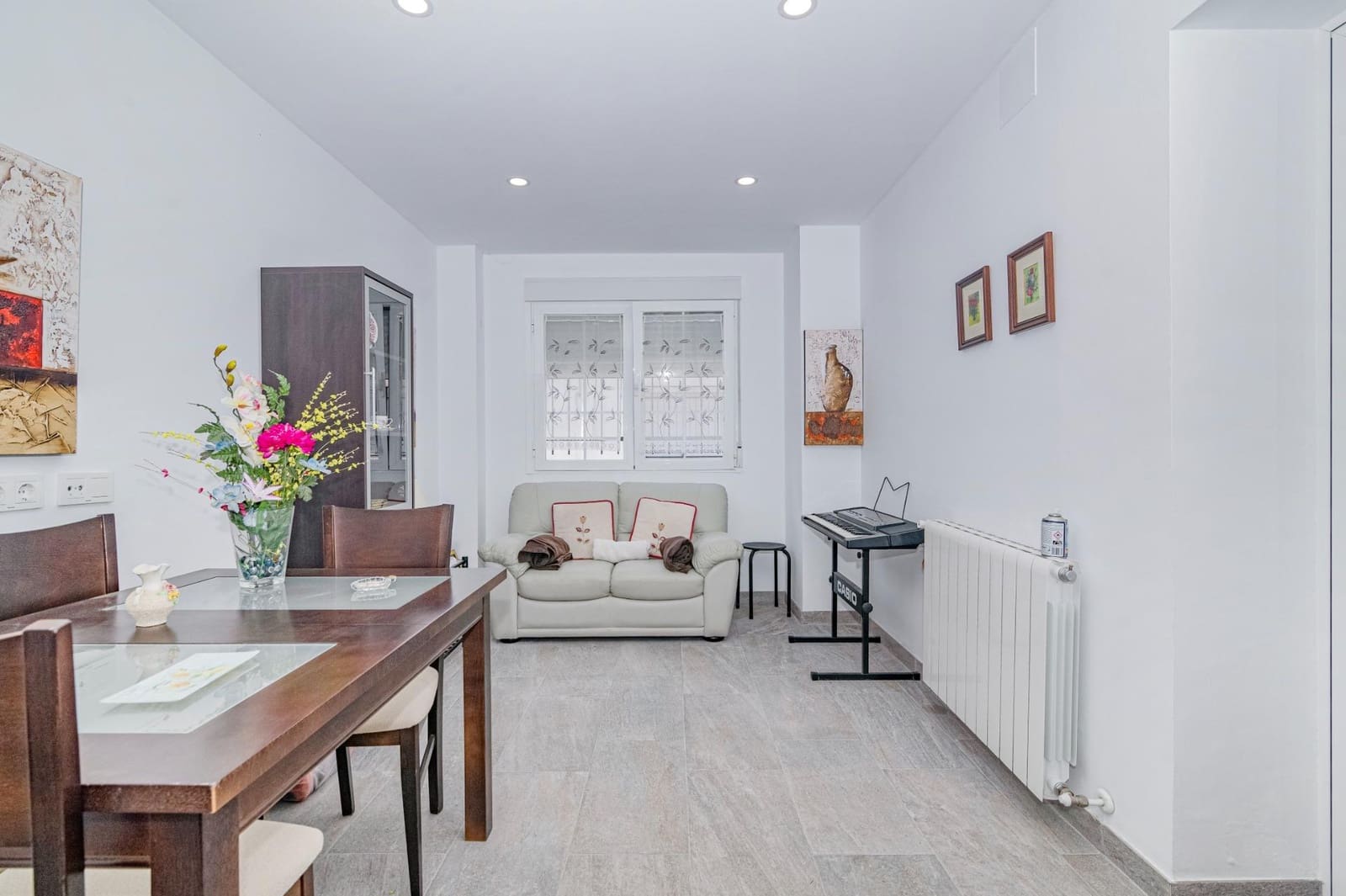 4 makuuhuone Omakotitalo myytävänä paikassa Las Gabias - 199 990 € (Ref: 9437147)