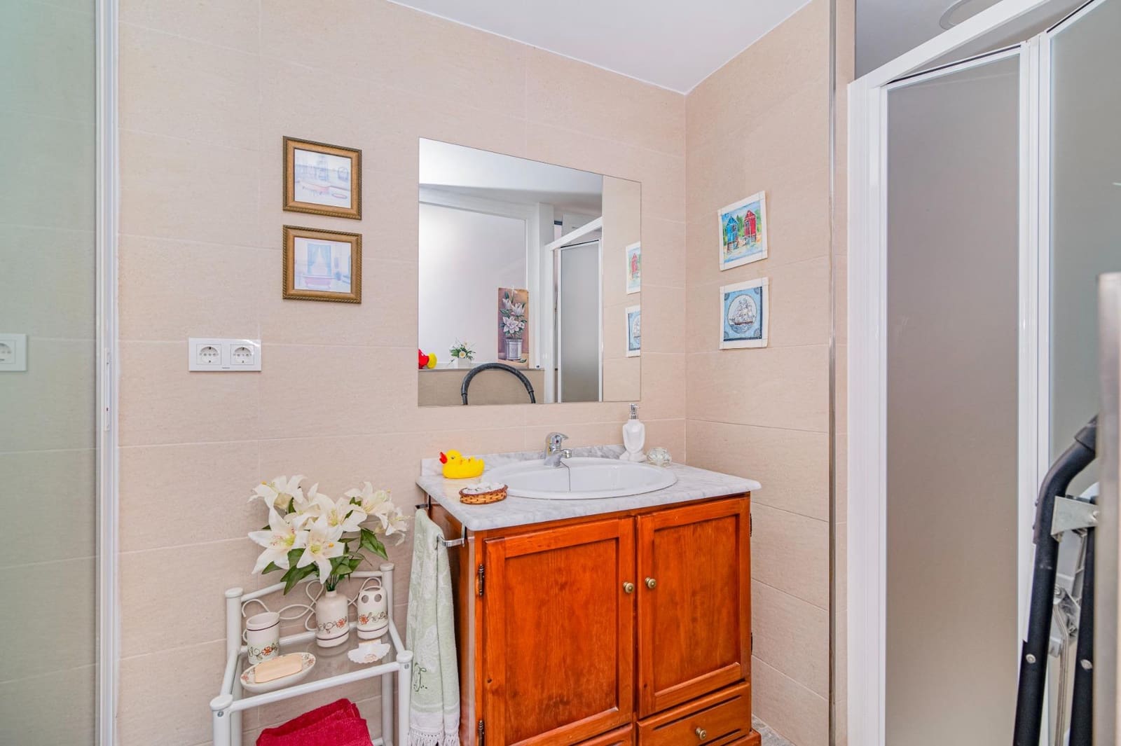 4 makuuhuone Omakotitalo myytävänä paikassa Las Gabias - 199 990 € (Ref: 9437147)