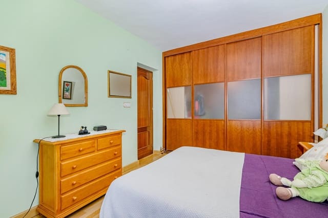 4 makuuhuone Omakotitalo myytävänä paikassa Gabia Grande, Las Gabias - 199 990 € (Ref: 9437147)