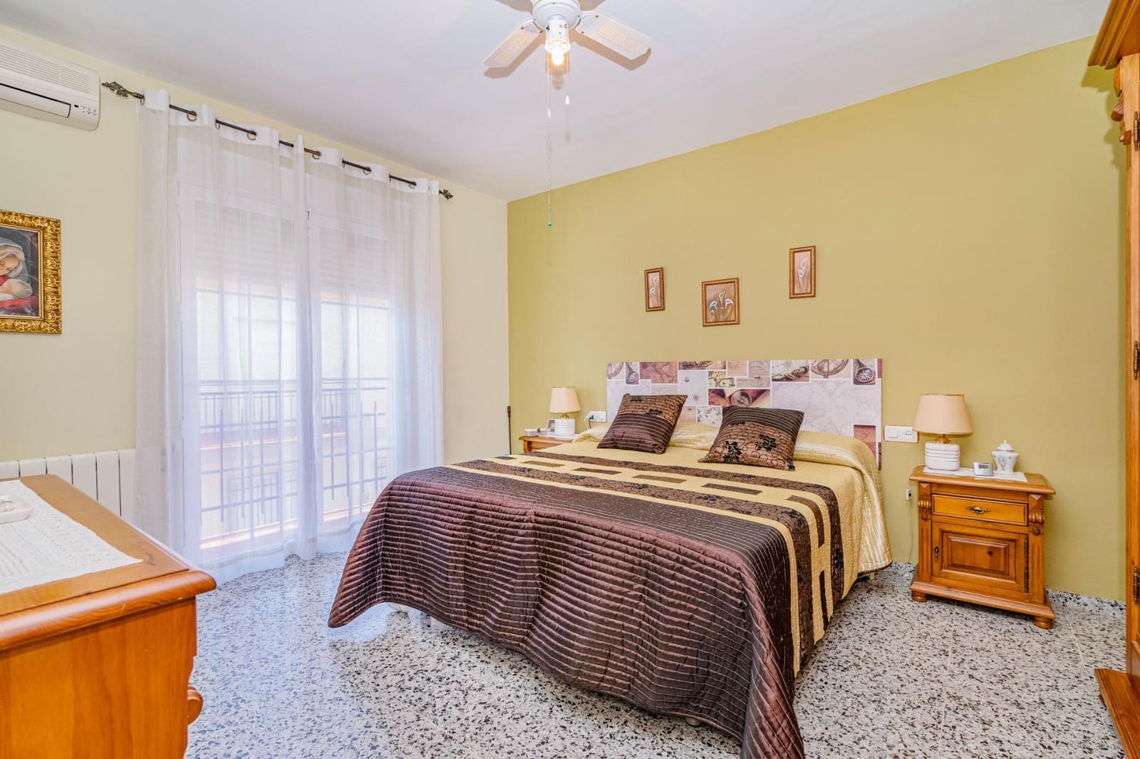 4 makuuhuone Omakotitalo myytävänä paikassa Las Gabias - 199 990 € (Ref: 9437147)