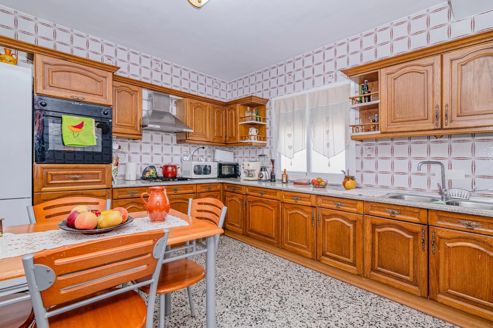 4 makuuhuone Omakotitalo myytävänä paikassa Las Gabias - 199 990 € (Ref: 9437147)