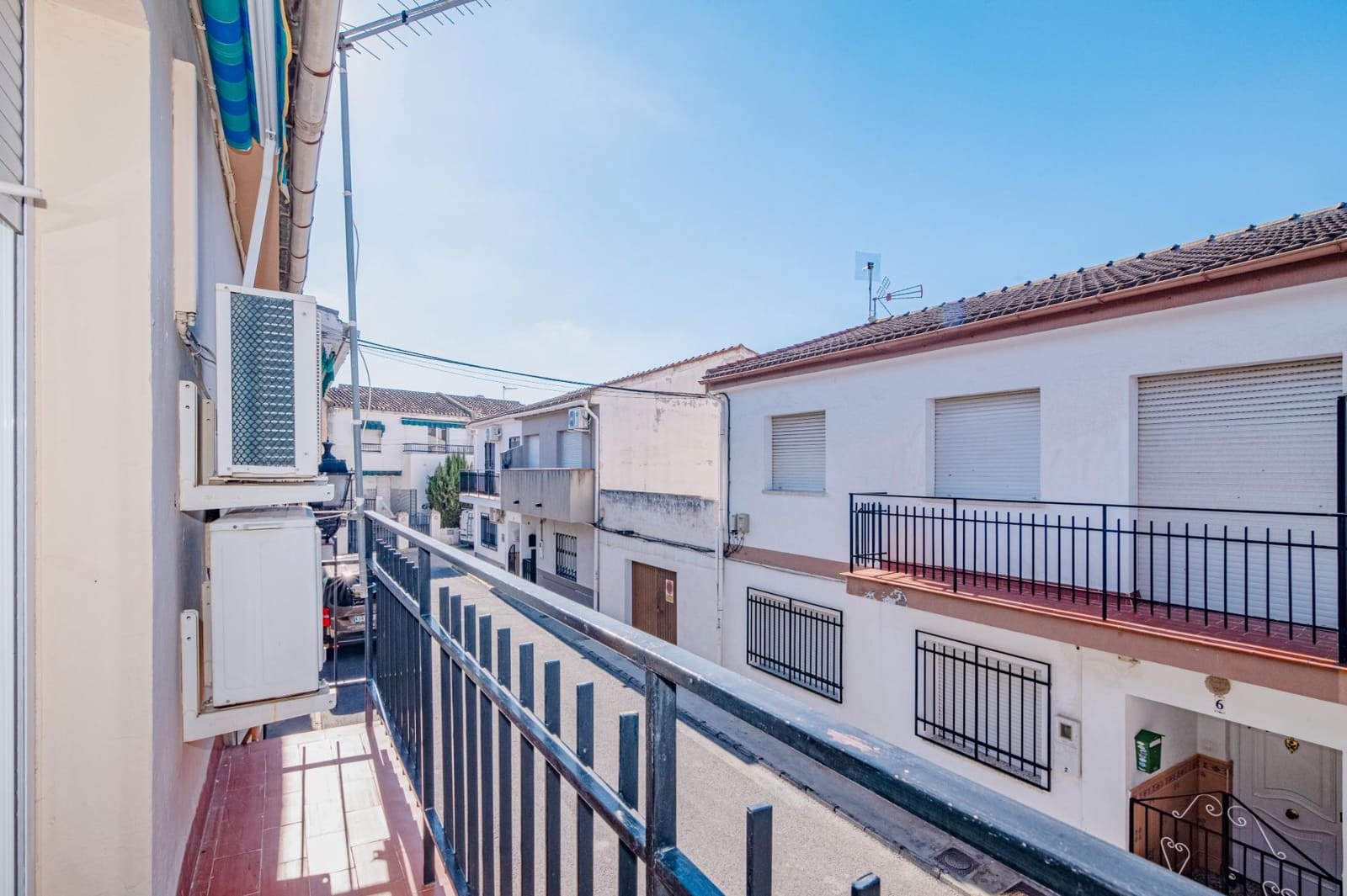 4 makuuhuone Omakotitalo myytävänä paikassa Las Gabias - 199 990 € (Ref: 9437147)