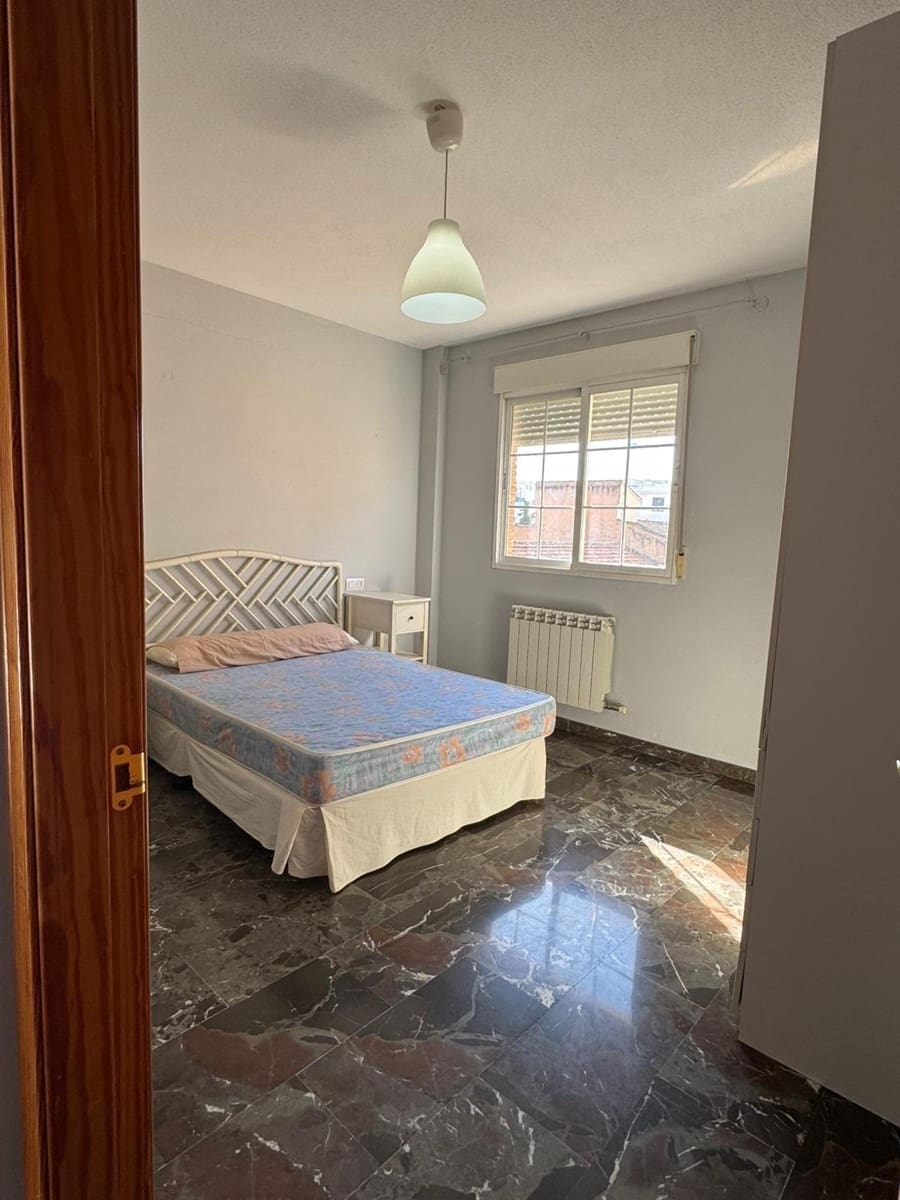 2 soveværelse Lejlighed til leje i Armilla - € 750 (Ref: 9440167)