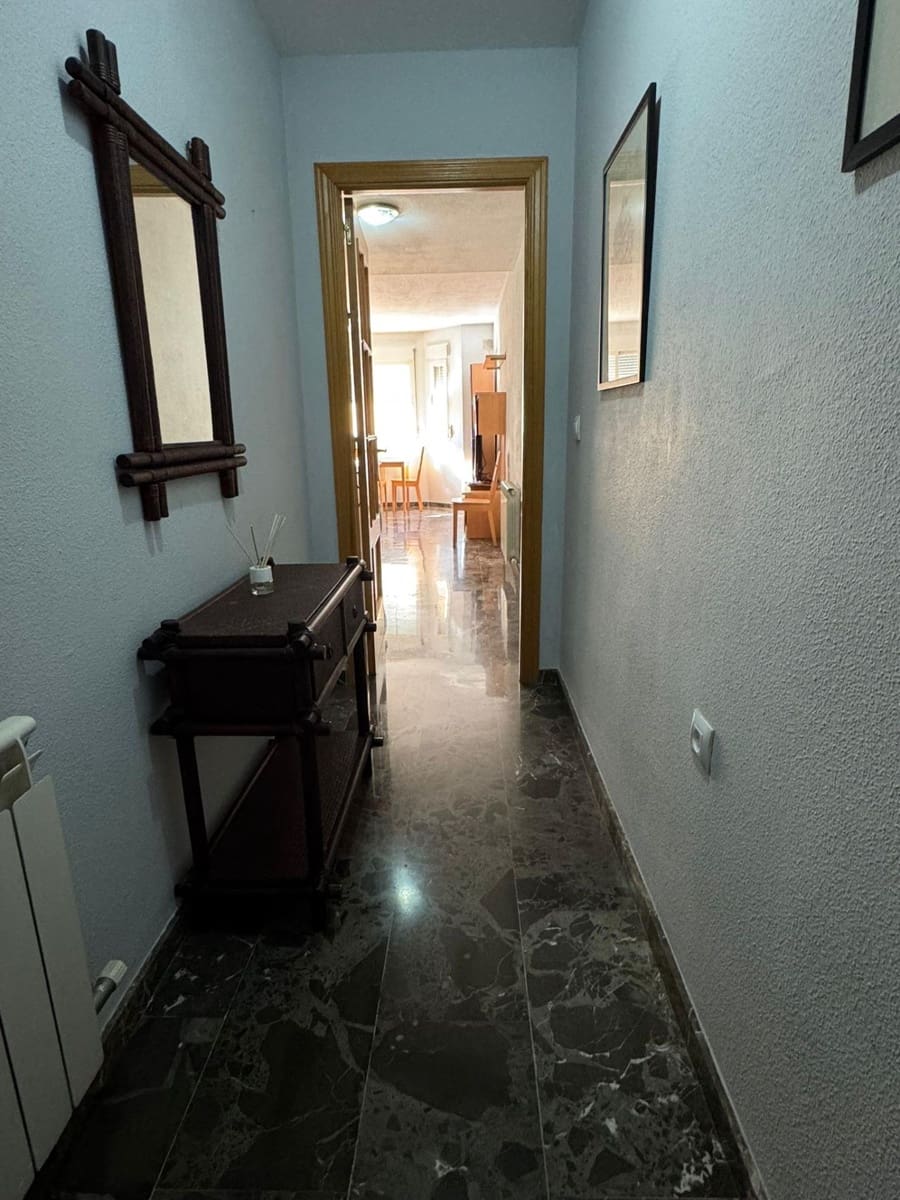 2 soveværelse Lejlighed til leje i Armilla - € 750 (Ref: 9440167)